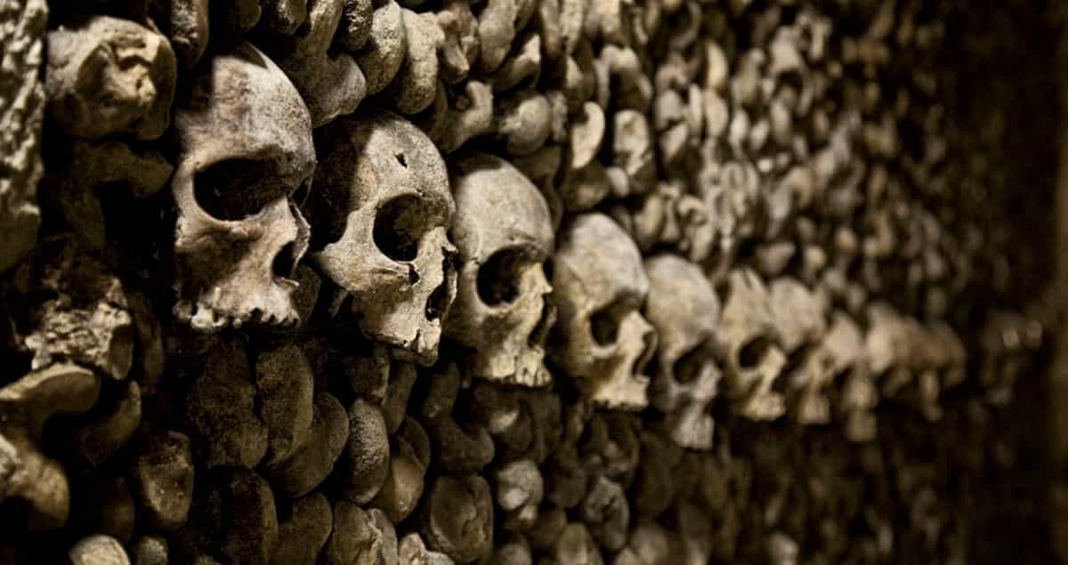 Catacombs Paries